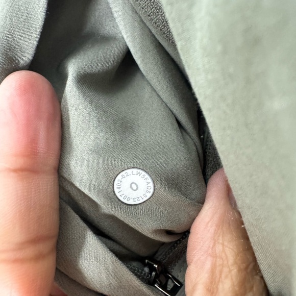 Lululemon adapted state HR jogger size 0 - Picture 11 of 11